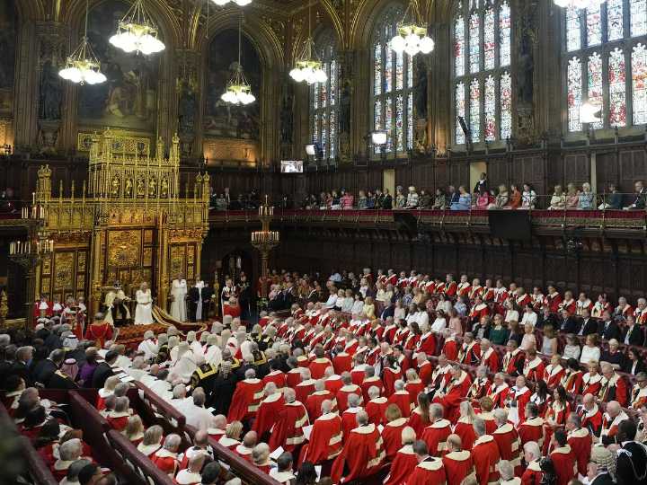 Iceland boss and top Downing Street aide among Starmer’s new Labour peers