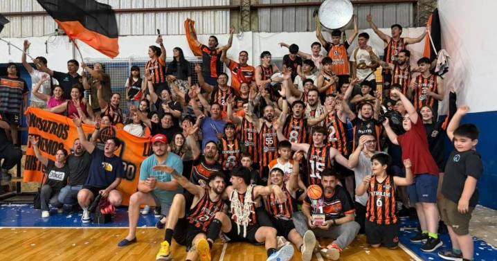 Petrolero logró una remontada histórica ante Plottier, es campeón del Ascenso y vuelve a la Liga Federal