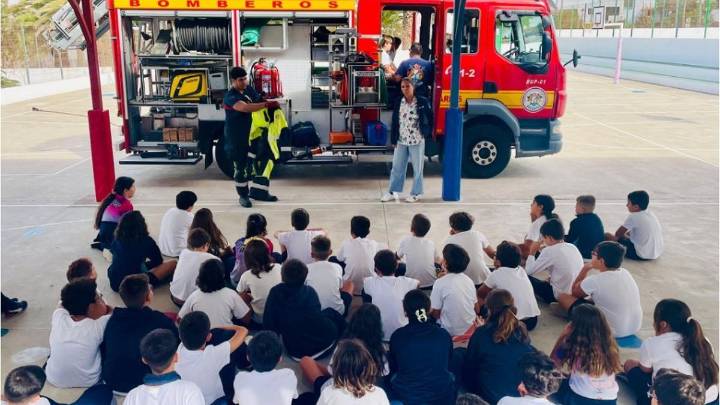 Ahorro de 700 euros mensuales por centro educativo con el Servicio de Salud Escolar