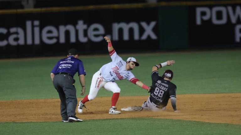 Venados se quedan cortos en casa y Tomateros se llevan la serie