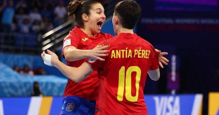 La España de las ourensanas Vane Sotelo y Antía Pérez se lleva el bronce del Mundial de fútbol sala