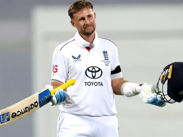 Root's elusive ton guides England to 325