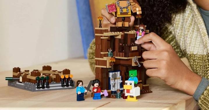 Amazon Cyber Monday sale cuts LEGO Minecraft set 'ideal' as Christmas stocking stuffer by 40%
