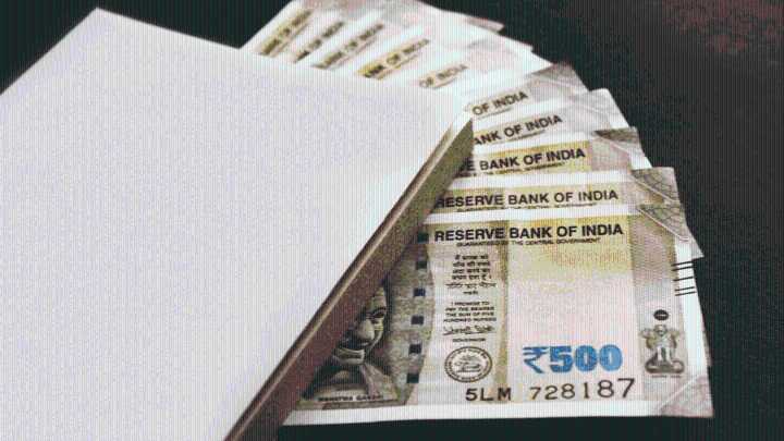 Rupee vs USD: Indian currency falls 5 paise to 89.99 against US dollar