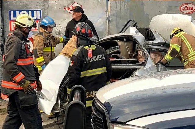 Muere joven conductora en brutal choque sobre Tercer Anillo