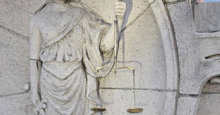 Lady Justice atop Butte courthouse finally gets her own set of scales