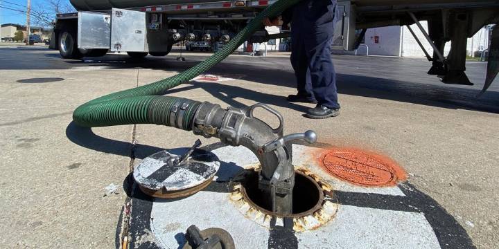 Venezuela rechaza la venta de acciones de la matriz de la petrolera venezolana Citgo a un fondo de EEUU