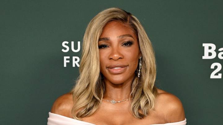 Serena Williams' beach body glows in cut-out swimsuit post 31 lbs. weight loss admission