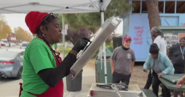 Oakland's "Aunti Frances" continues Black Panther Party legacy of feeding the hungry
