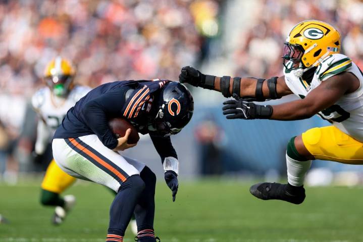 Chicago Bears at Green Bay Packers: Everything you need to know about the Week 14 game before kickoff