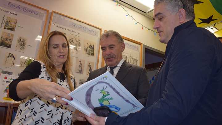 Secretary of State for the Portuguese Communities visits New Bedford