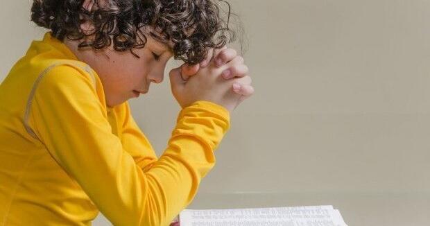 Letter: Politicians, not students, are the ones who need commandments