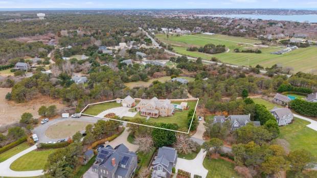 Dead end dream on Nantucket