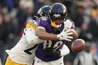 Late reversal helps Steelers hold on for 27-22 win over Ravens and sole possession of division lead – Winnipeg Free Press