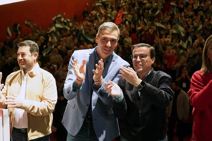 Sánchez ignora la polémica por el 'caso Salazar' en el arranque de la campaña en Extremadura y se limita a reivindicar la ley de igualdad salarial