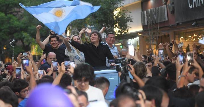 “Terminamos con la noche del populismo”: Milei celebró la mitad de su mandato en Córdoba con el Tour de la Gratitud