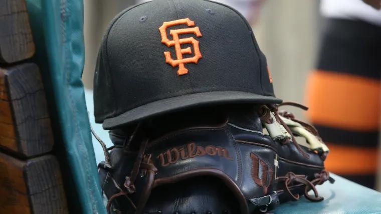 MLB insider links former Padres starting pitcher to the Giants