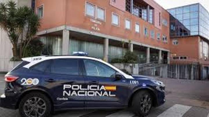 El detenido por los atracos en Contrueces, en Gijón, había cometido hasta cuatro robos con "un gran" cuchillo