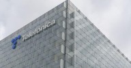 Posturas alejadas sobre los EREs entre sindicatos y Telefónica, que solo rebaja en 88 los despidos previstos