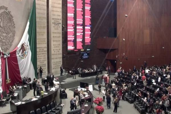 Segob llama a liberar los cruces fronterizos ante afectaciones a transporte, comercio y servicios esenciales