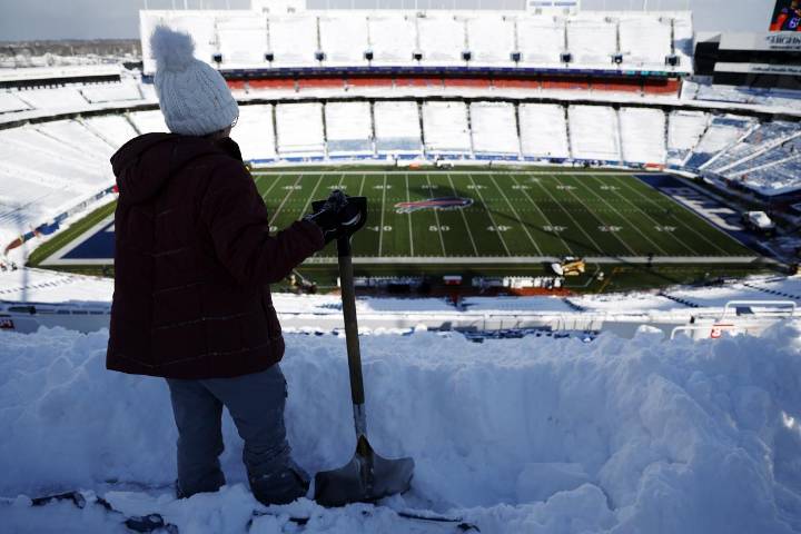 Blizzard Beer, Bud Light Makes Beer From Snow At Buffalo Bills Home Game