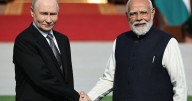 Putin and Modi hold talks and announce expansion of Russia