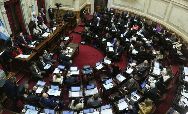 La reforma laboral ingresó "mal" y la oposición activó un plan contra el apuro de LLA