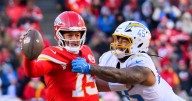 Chargers eliminate Chiefs from playoff contention with 16