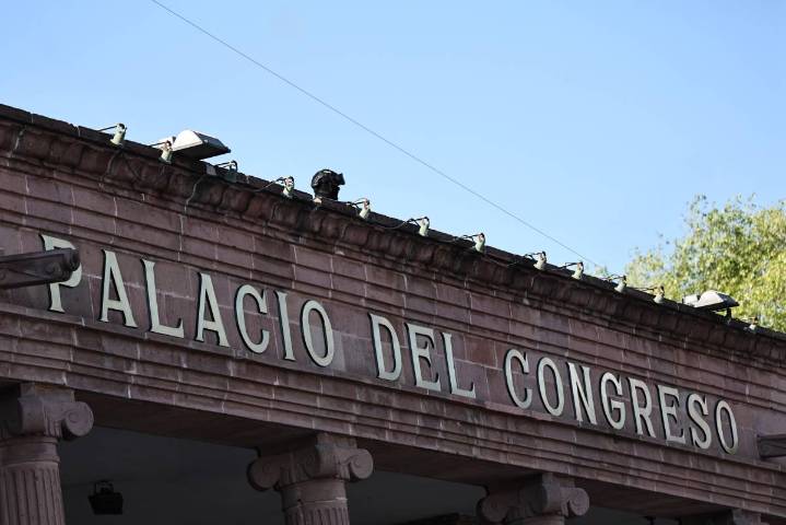 Proponen ante Congreso de Coahuila reforma al Código Electoral para frenar el ‘chapulineo’