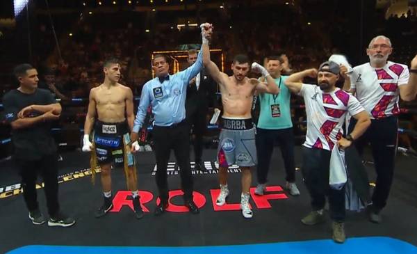 Boxeo: Neri Muñoz perdió la revancha ante Khariton Agrba en Dubai