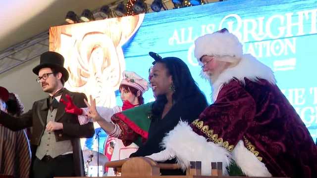 Dr. Phillips Center Front Yard Holiday Festival