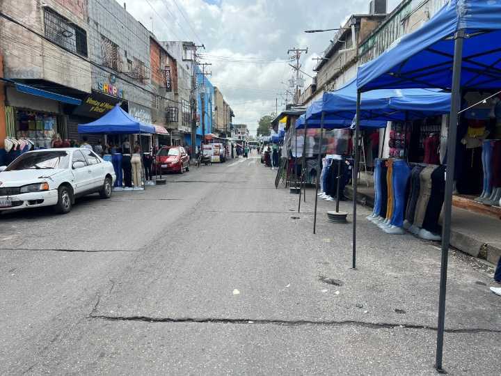 Tiendas de Maturín extienden su horario por la temporada navideña