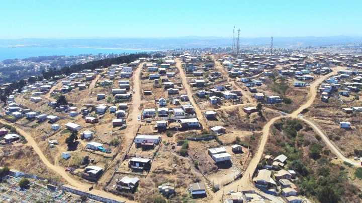 Toma de San Antonio: Gobierno anuncia expropiación de 100 hectáreas para realizar proyecto habitacional para 3.700 familias