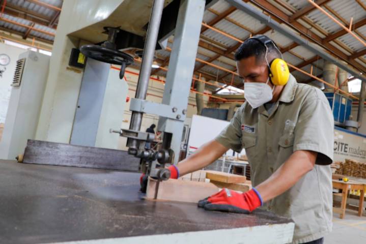 Presentan iniciativa que fortalecerá capacidad exportadora de mipymes manufactureras