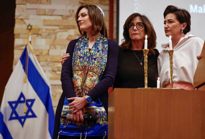 Jessica Hutchings embraces role as first female senior rabbi at Congregation Ner Tamid in Henderson