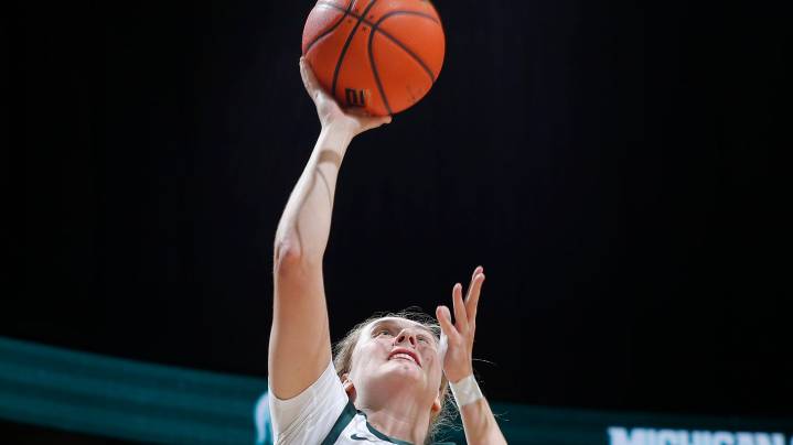 MSU women's basketball holds off Clemson in Baha Mar title game
