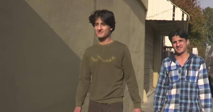 Bay Area Afghan community pushes back against immigration pause