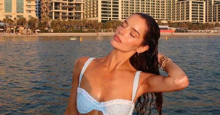 Maura Higgins Flaunts Her Abs in String Bikini