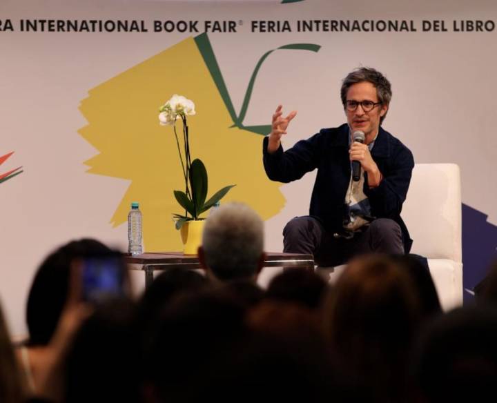 Gael García Bernal explora la fuerza del relato sonoro