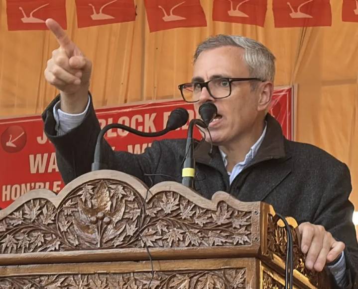 Omar Abdullah Questions Absence of Officials at SKIMS Event