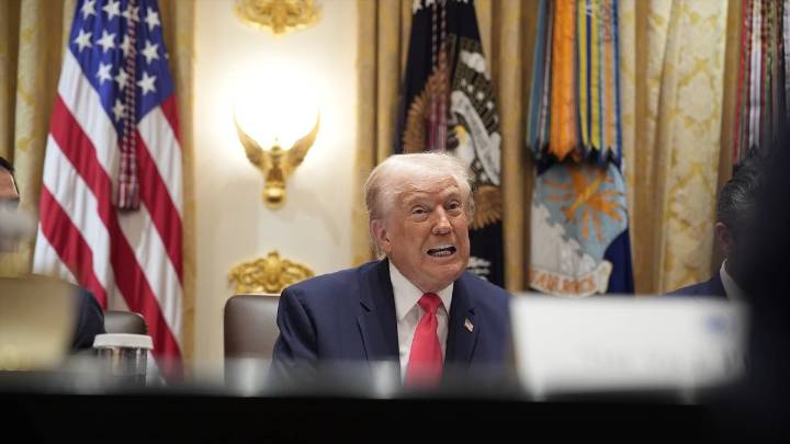 Trump advierte del inicio de los ataques dentro de Venezuela: "Sabemos dónde viven los malos y vamos a empezar muy pronto"