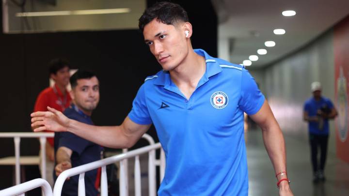 Cruz Azul: Orozco Chiquete, operado con éxito del tobillo