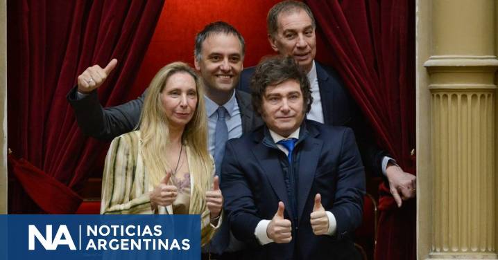 El clima de la jura de dos diputados: guerra de cánticos, provocaciones y “tribuneadas”, con Milei espectador