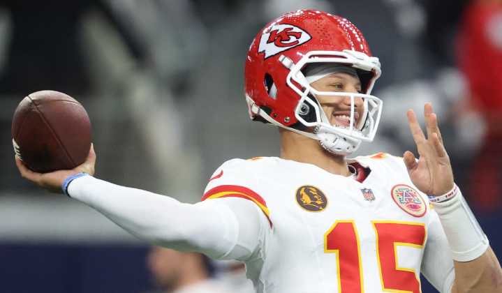 Patrick Mahomes y los Chiefs se juegan su última oportunidad de entrar a Playoffs ante los Chargers