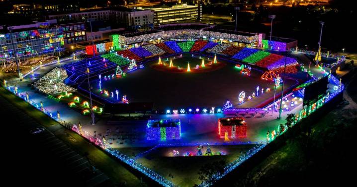 Where to see holiday lights around the Midlands