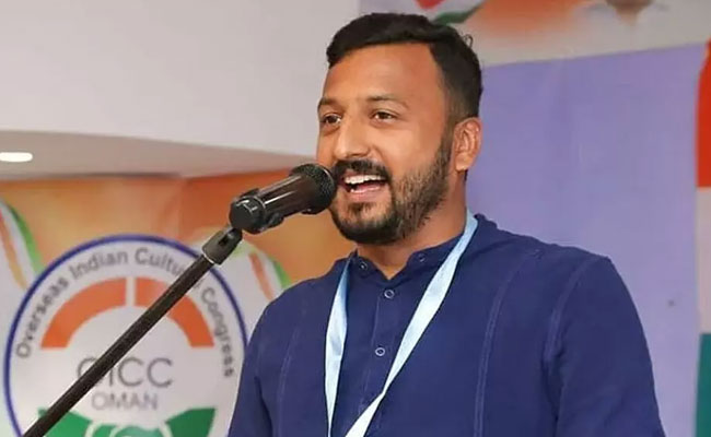 Cong expels rape-accused MLA Mamkootathil from party's primary me...