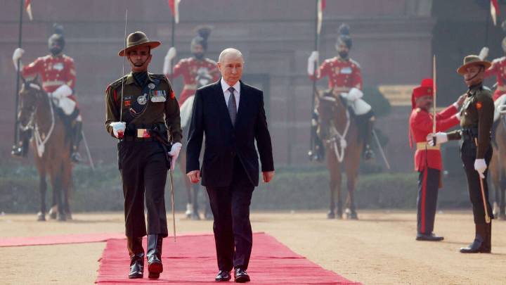 Putin defends India’s right to Russian energy, criticises US