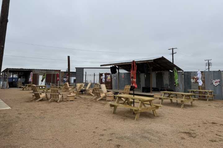 Bobby’s Ice opens new live music venue, ...