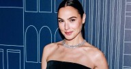 Gal Gadot Wows in Strapless Dress