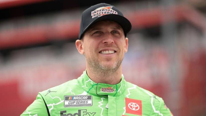 NASCAR’s Denny Hamlin Cries Over Ailing Father During Courtroom Testimony